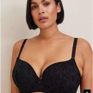 Torrid Curve 360 back smoothing perfect T-Shirt push up bra black star print 38D